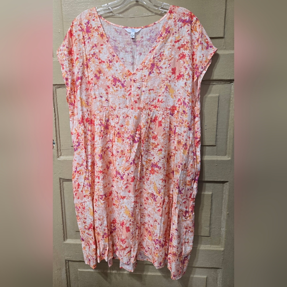 Time & Tru Pink Coral V-Neck Short Sleeve Dress W/ Pockets EUC Size: L